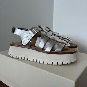 Labucq Boomer Silver Sandals Size 37, Like New